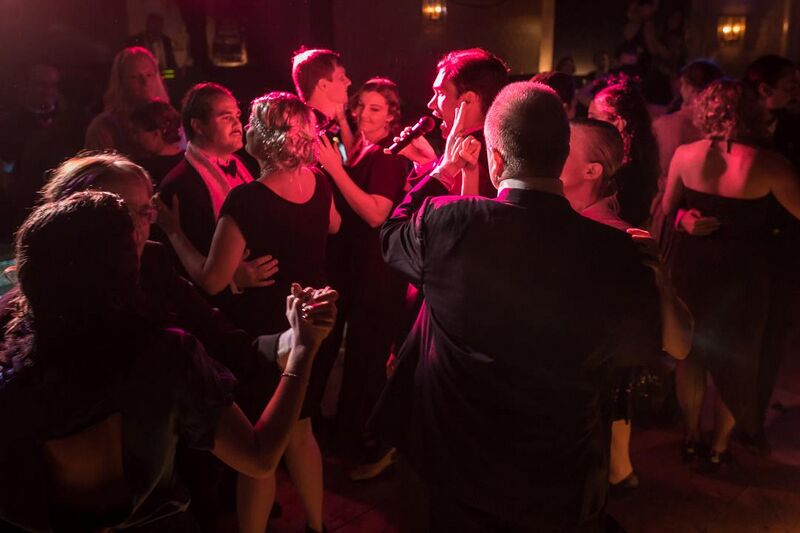 File:Cabaret V2.jpg