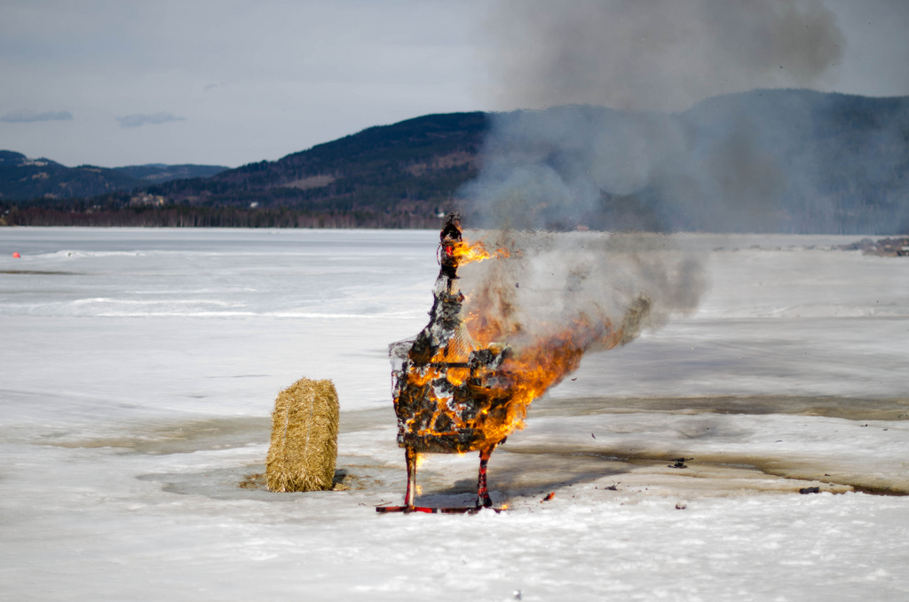 Play: The Soul of Knutepunkt by Markus Montola & Jaakko Stenros